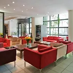 Adagio Access La Defense - Leonard De Vinci 아파트호텔