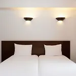 Lägenhetshotell Adagio Access La Defense - Leonard De Vinci 3*
