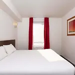 Adagio Access La Defense - Leonard De Vinci Apart Otel 3*