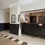 Adagio Access La Defense - Leonard De Vinci 3* Courbevoie