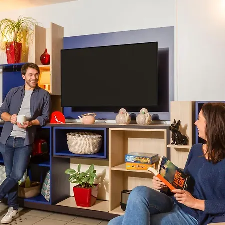 Adagio Access La Defense - Leonard De Vinci Апарт-отель 3*