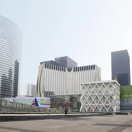 Adagio Access La Defense - Leonard De Vinci 3* Courbevoie