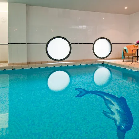 Adagio Access La Defense - Leonard De Vinci 3* Courbevoie