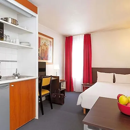 Adagio Access La Defense - Leonard De Vinci מלון דירות