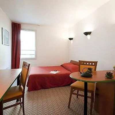 מלון דירות Adagio Access La Defense - Leonard De Vinci 3*