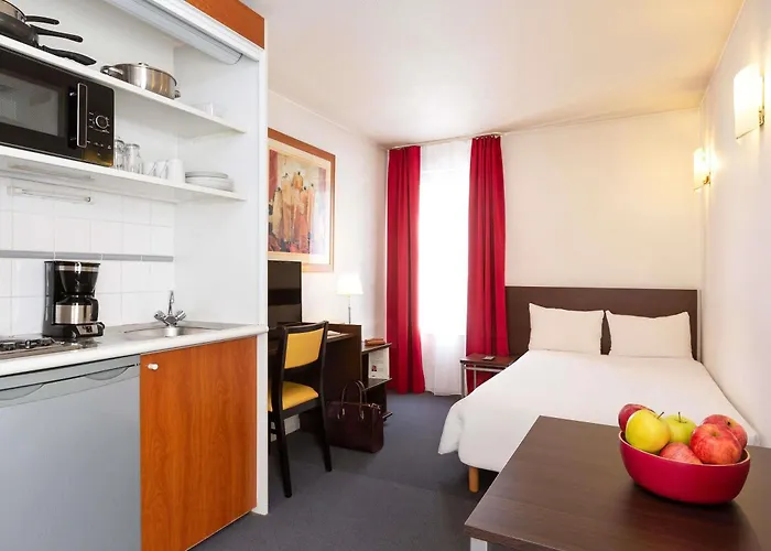 Adagio Access La Defense - Leonard De Vinci 3* 쿠르브부아