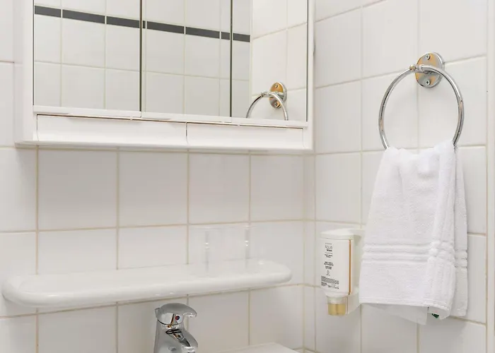 Adagio Access La Defense - Leonard De Vinci 3* Courbevoie